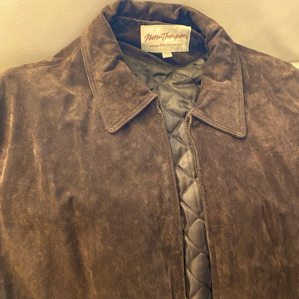 Chocolate brown color Norm Thompson Genuine leather/suede jacket.  Size XXL